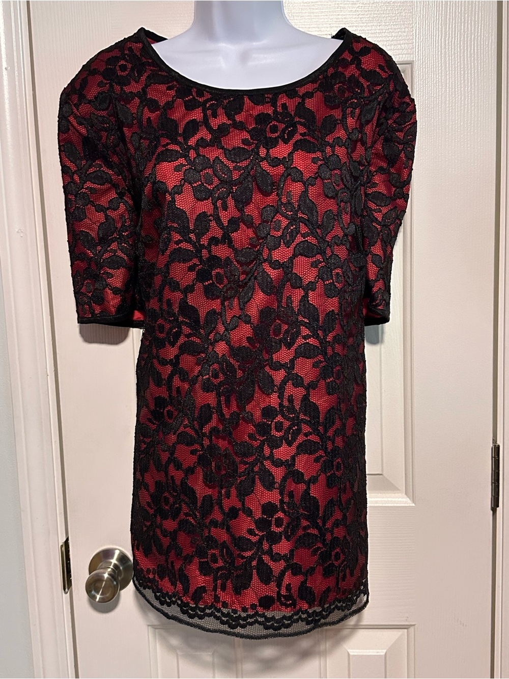Red Shift Blouse with Black Lace Overlay XL